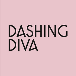 Shop One Gel, Glaze, Magic Press, Gloss & Glue-On Nails.
– Dashing Diva